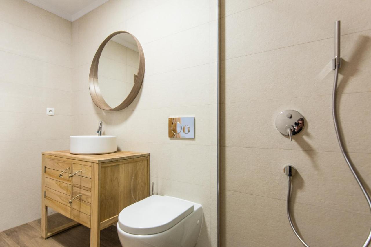 Apartments Basilea Biograd Na Moru Eksteriør billede