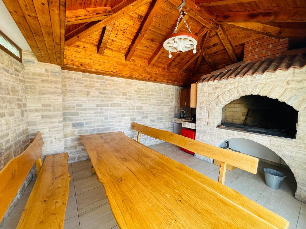 Apartments Basilea Biograd Na Moru Eksteriør billede