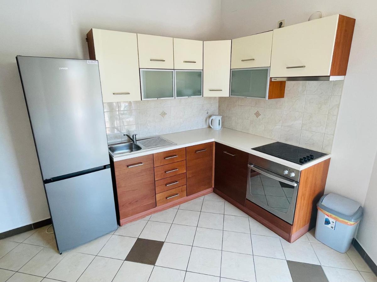 Apartments Basilea Biograd Na Moru Eksteriør billede