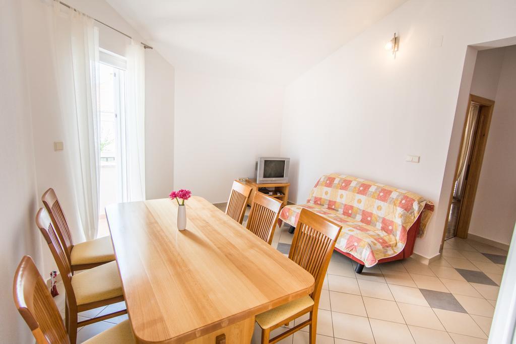 Apartments Basilea Biograd Na Moru Værelse billede