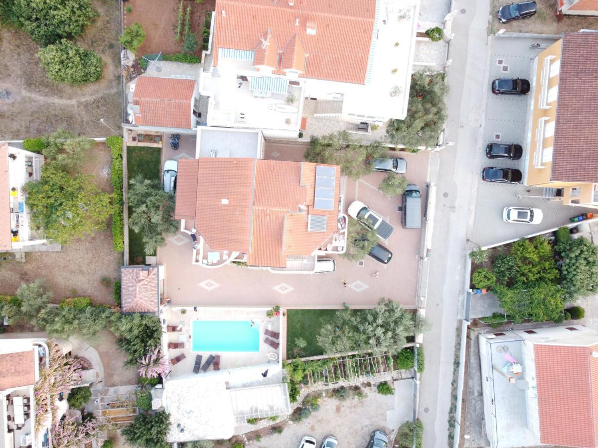 Apartments Basilea Biograd Na Moru Eksteriør billede