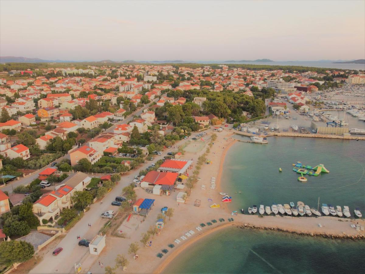 Apartments Basilea Biograd Na Moru Eksteriør billede